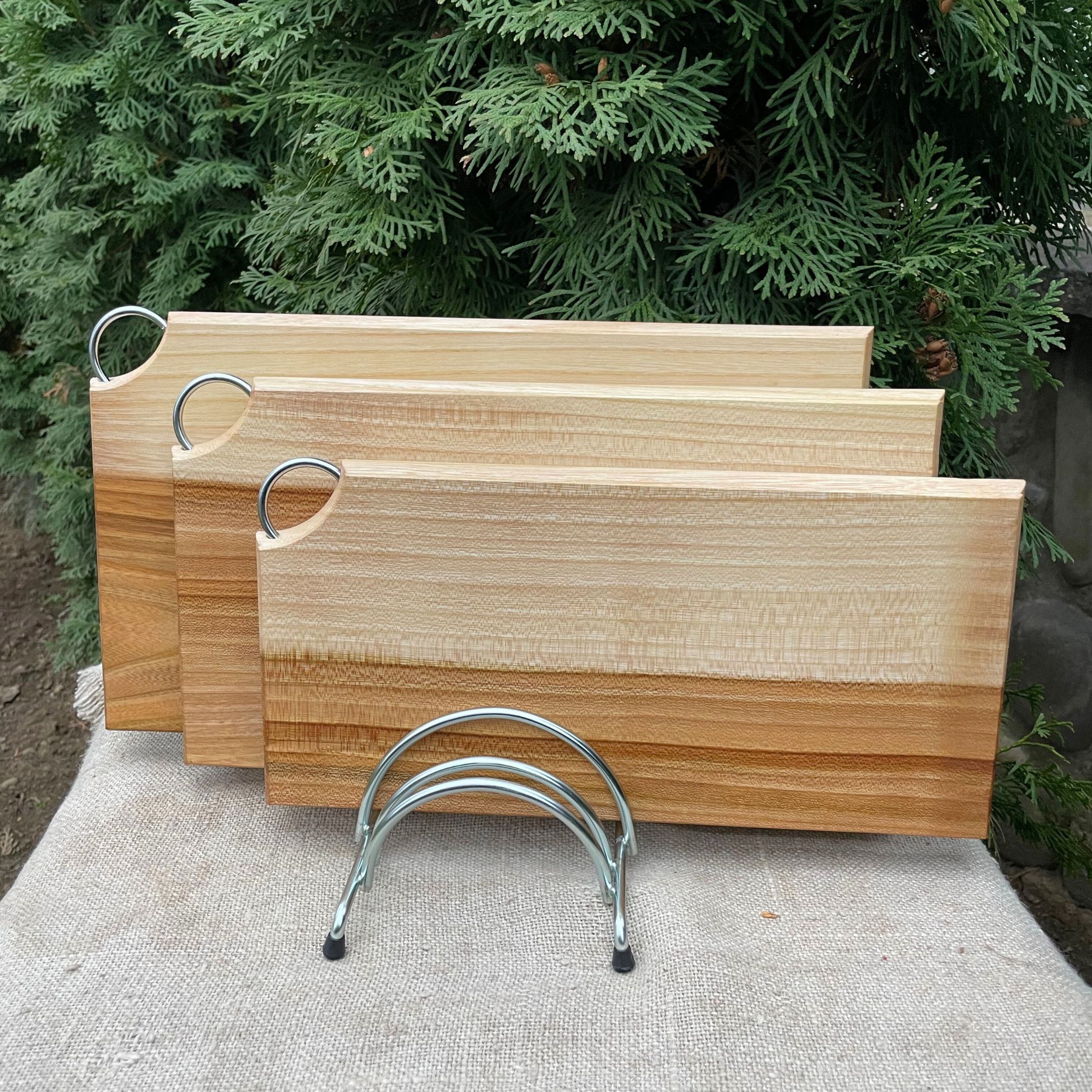 Набір дерев'яних кухонних дошок з береста з металевим кільцем та підставкою - Зображення 5