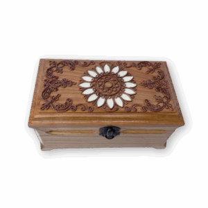 Дерев'яна шкатулка з мідним оздобленням "Ромашка №2" розміром 19х11х9 см